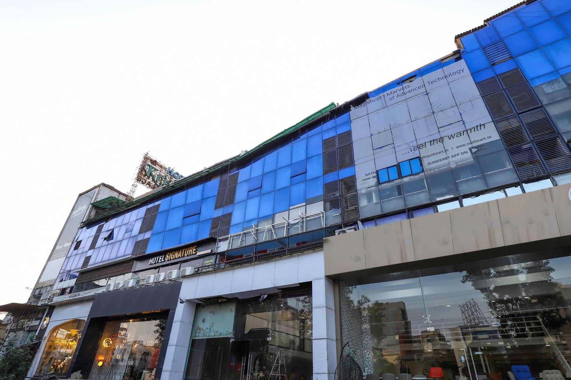 Oyo Hotel Shree Niwas 아흐메다바드 외부 사진